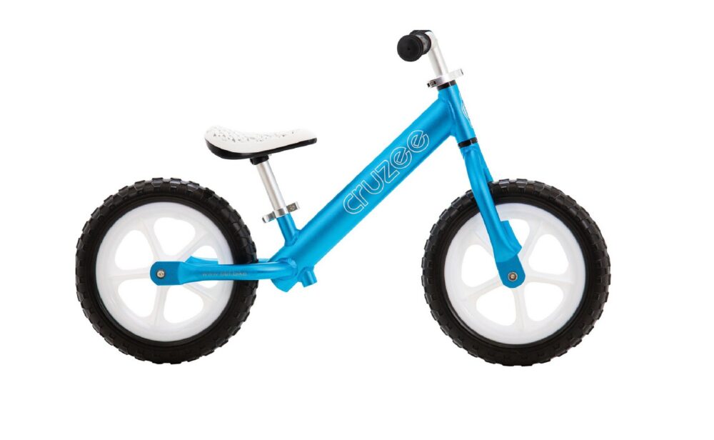 Rowerek biegowy Cruzee - białe koła - białe siedzenie - niebieski